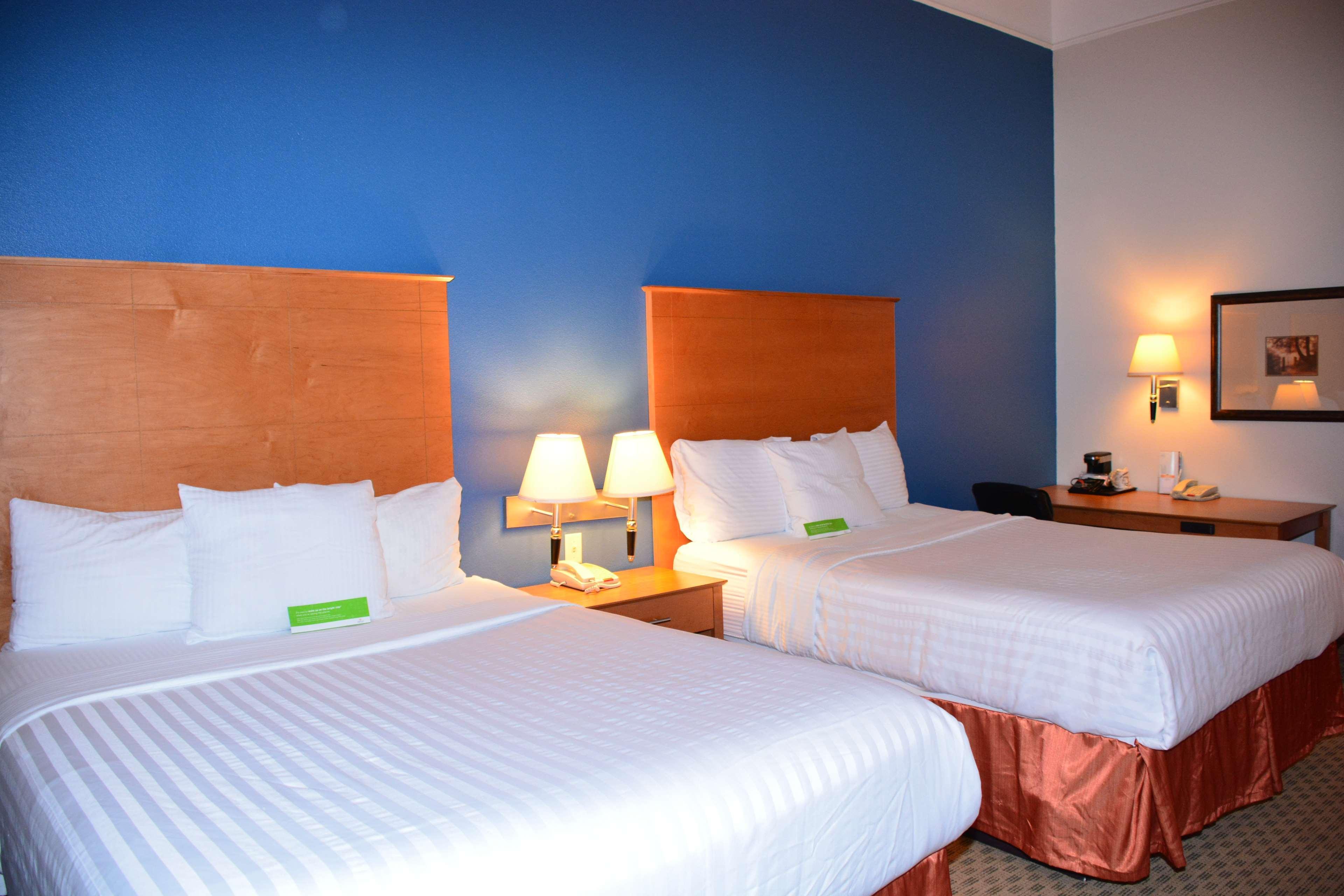 Baymont Inn & Suites Brenham Exterior foto