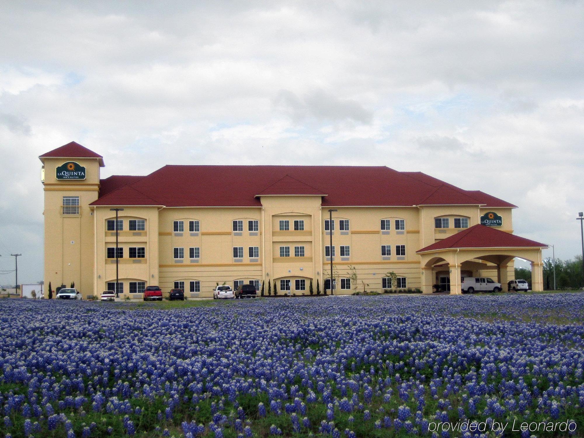 Baymont Inn & Suites Brenham Exterior foto