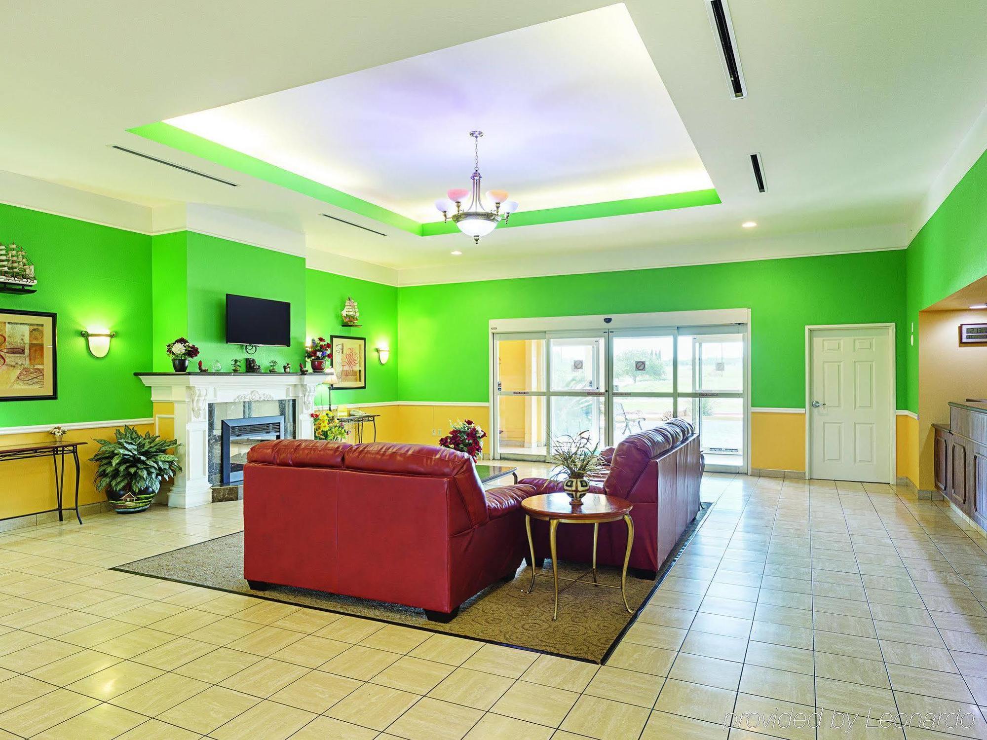 Baymont Inn & Suites Brenham Exterior foto